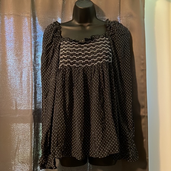 Hint of Mint-Carbon black XL Top - Picture 3 of 3